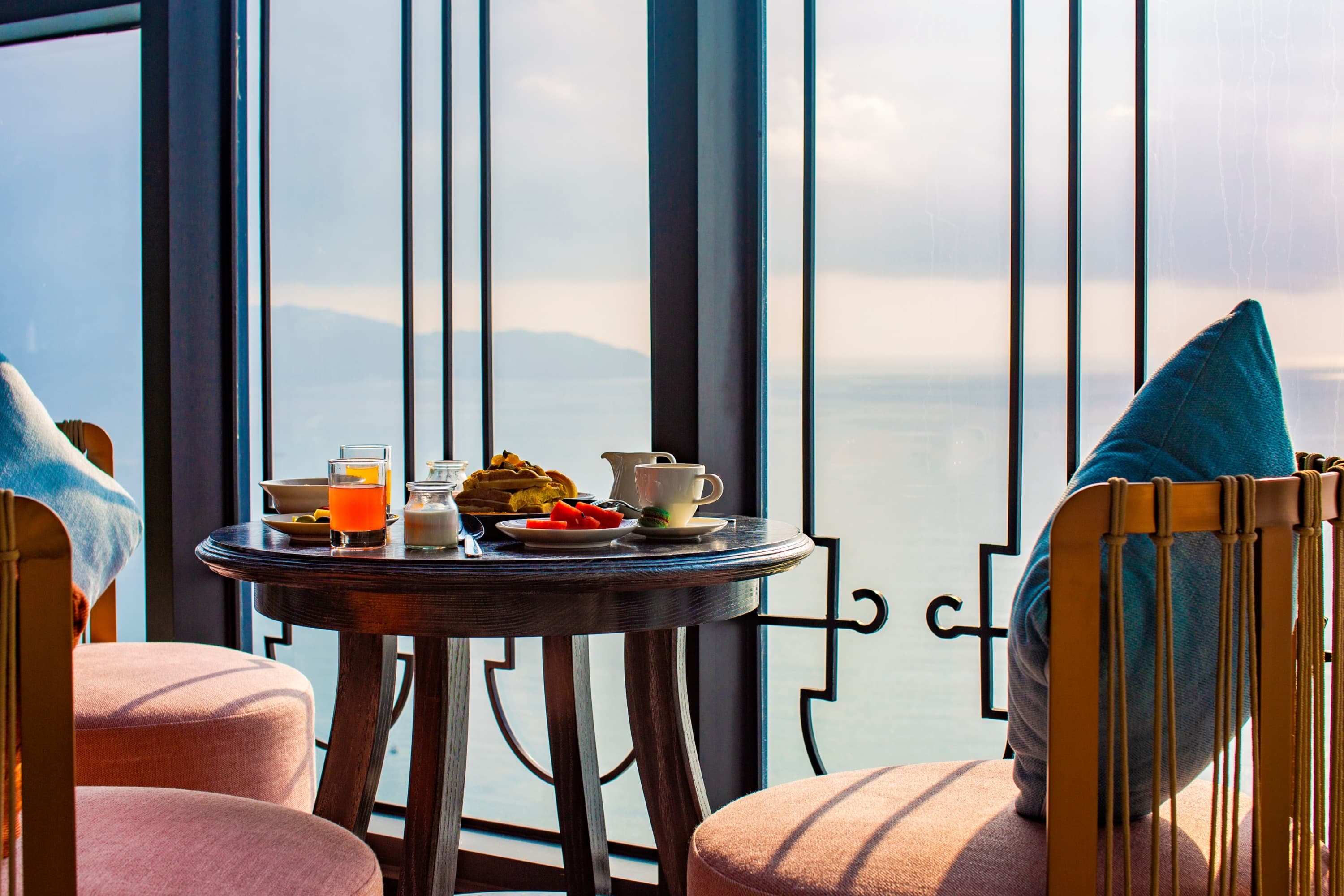 Afternoon Tea At Penisula Hotel Danang